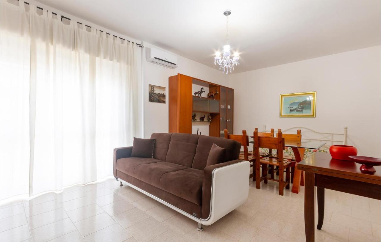 Lovely Apartment In Carovigno With Kitchen Dış mekan fotoğraf