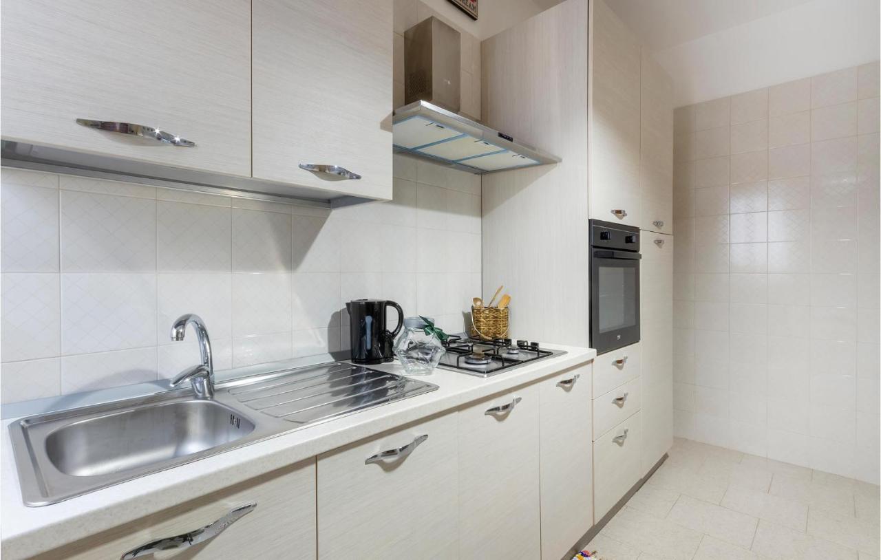Lovely Apartment In Carovigno With Kitchen Dış mekan fotoğraf