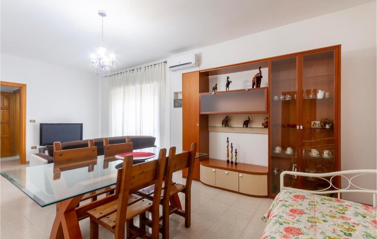 Lovely Apartment In Carovigno With Kitchen Dış mekan fotoğraf