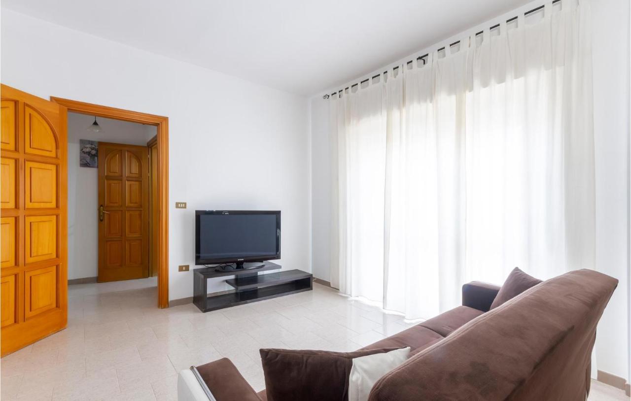 Lovely Apartment In Carovigno With Kitchen Dış mekan fotoğraf