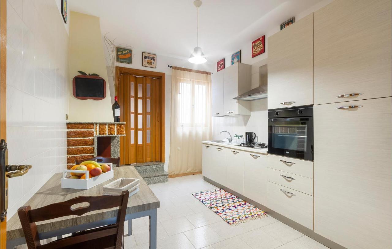 Lovely Apartment In Carovigno With Kitchen Dış mekan fotoğraf